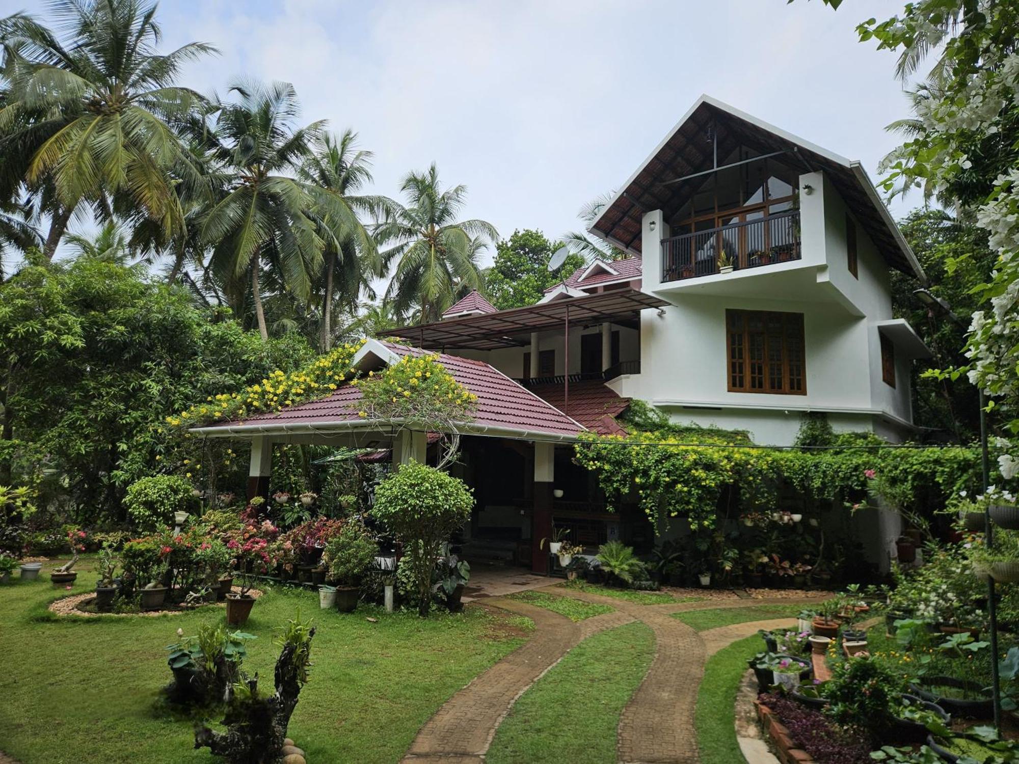 Maleyam Homestay Riverside Kozhikode Exterior foto